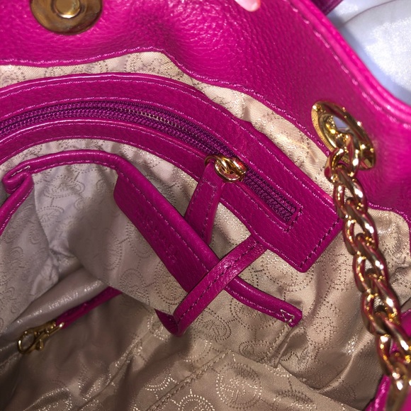 Michael Kors Jet Set Fuchsia Medium Chain Tote - Picture 5 of 8
